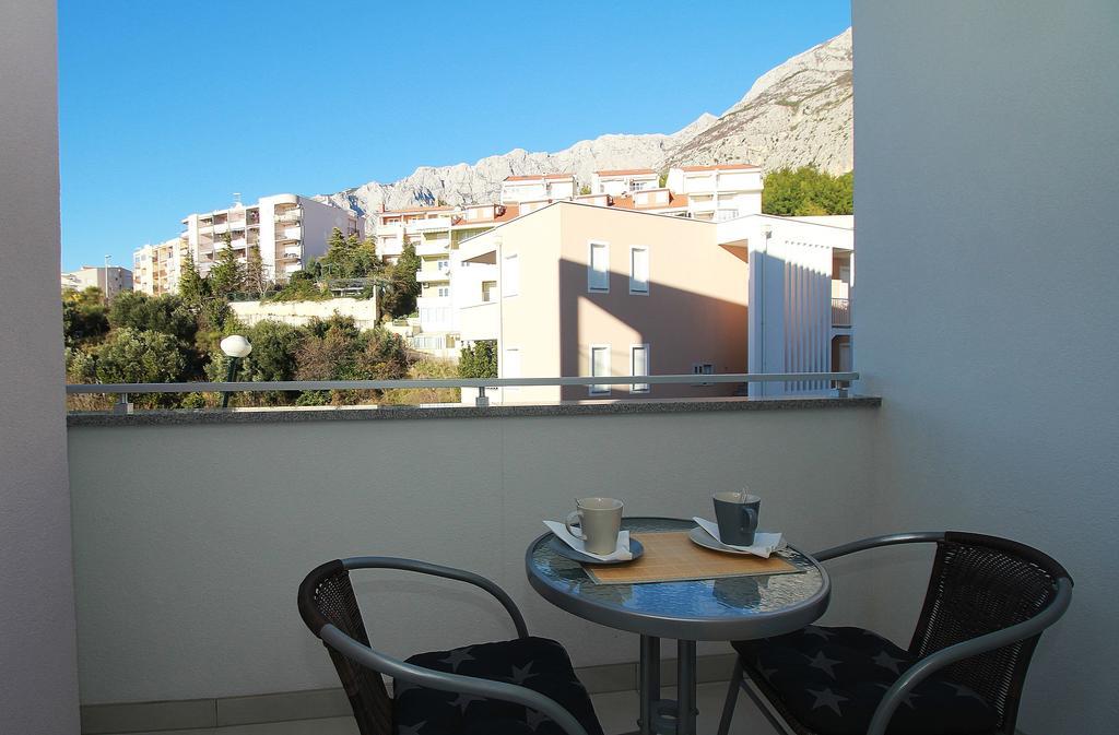 Apartments Obitelj Vuletic Makarska Zimmer foto